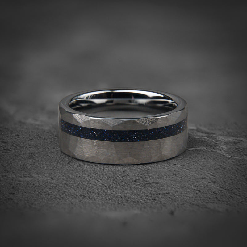 SAPPHIRE HORIZON - Anneau de mariage unique en saphir bleu foncé