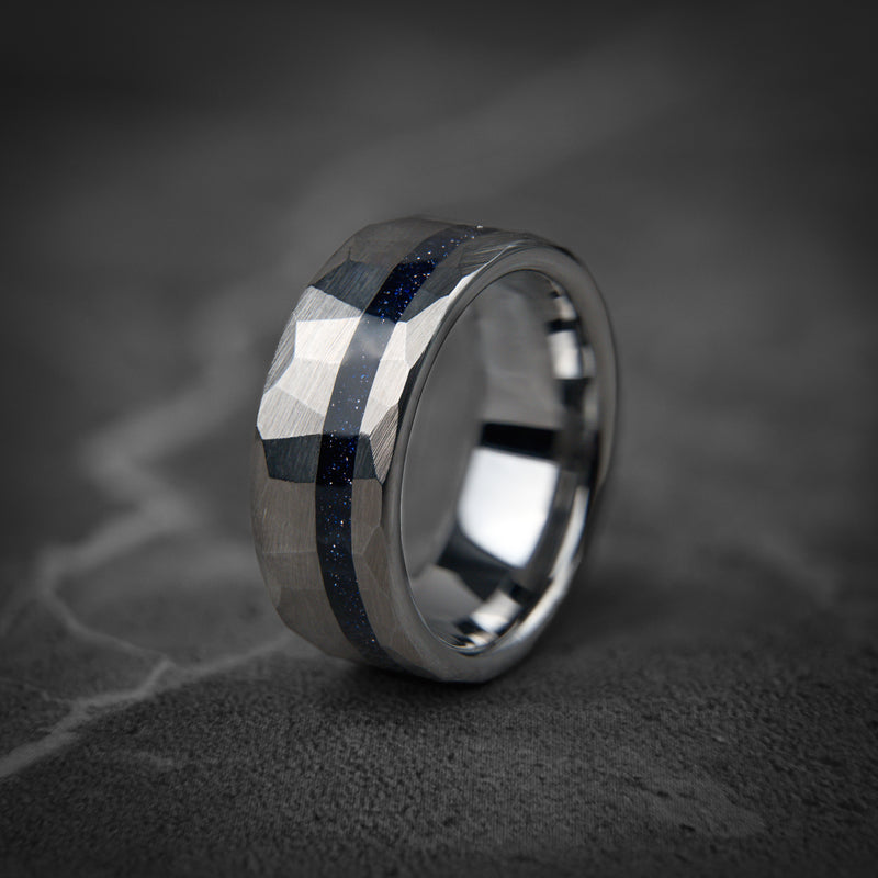 SAPPHIRE HORIZON - Anneau de mariage unique en saphir bleu foncé