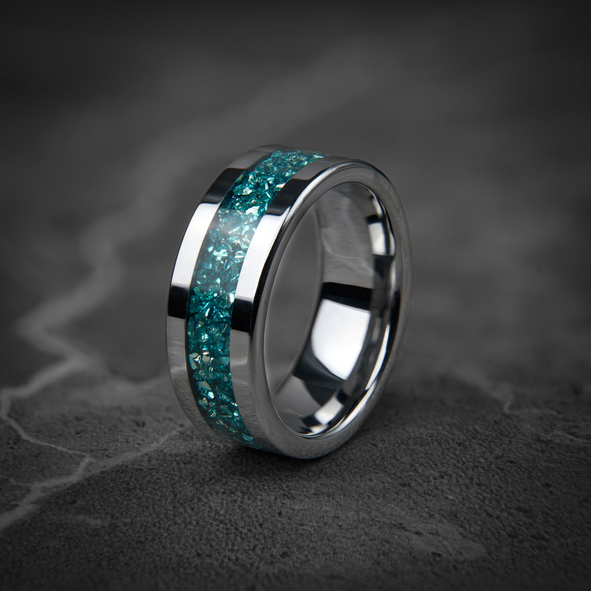 GLACIER CREST – Ring aus geschliffenem Pazifikblau-Opal und Silberwolfram
