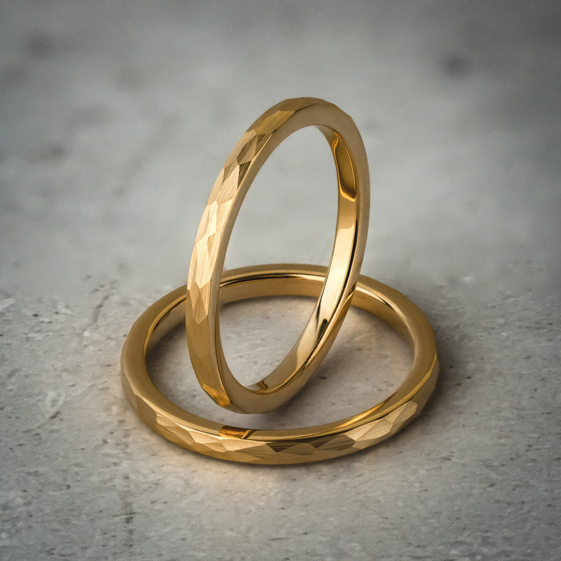 Bague en tungstène martelé VANTA GOLD - 2mm