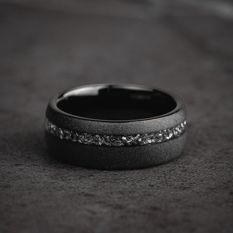 Ombre Veine - Bague en tungstène météorite écrasée noire