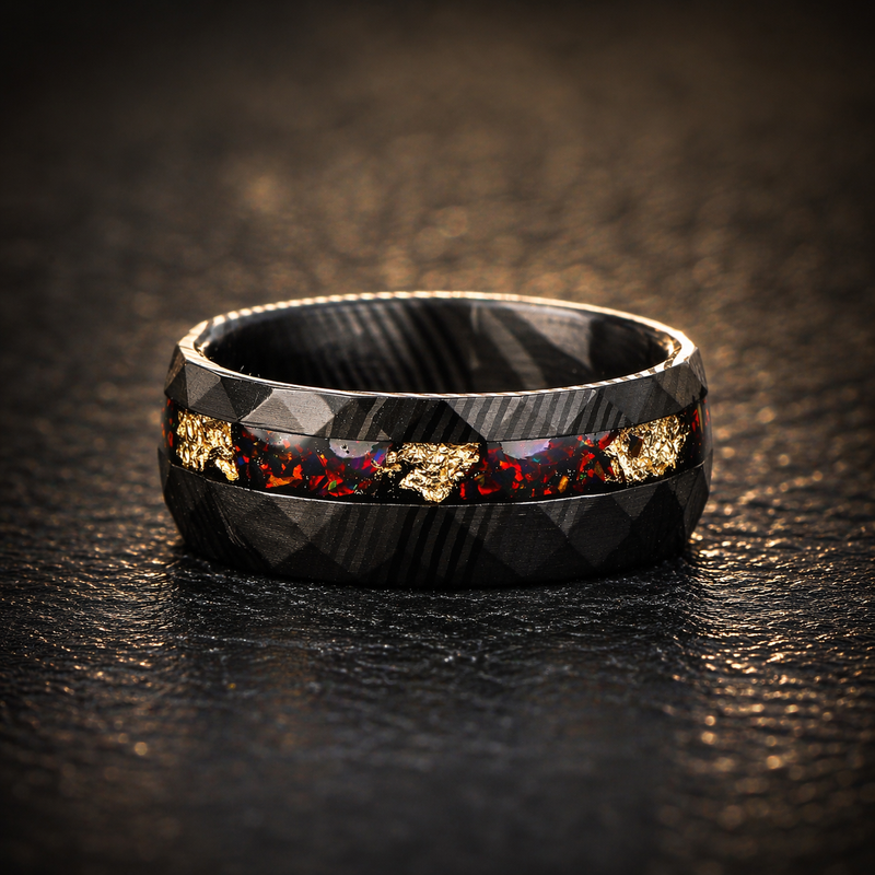 CRIMSON PROMISE - Bague de luxe pour homme en acier de Damas avec incrustation d'opale rouge et de paillettes d'or