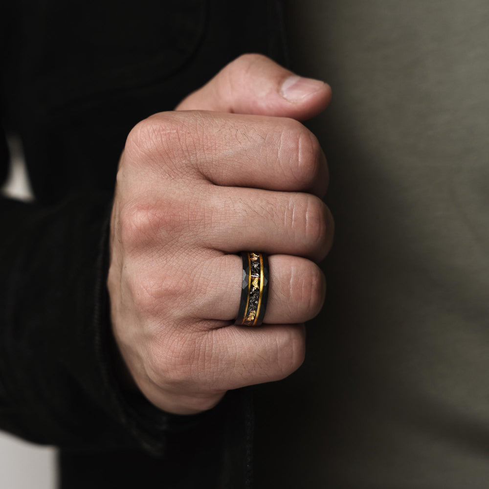 Blackforge Aurum - Damaszener Meteorit mit Blattgold Herren Ehering
