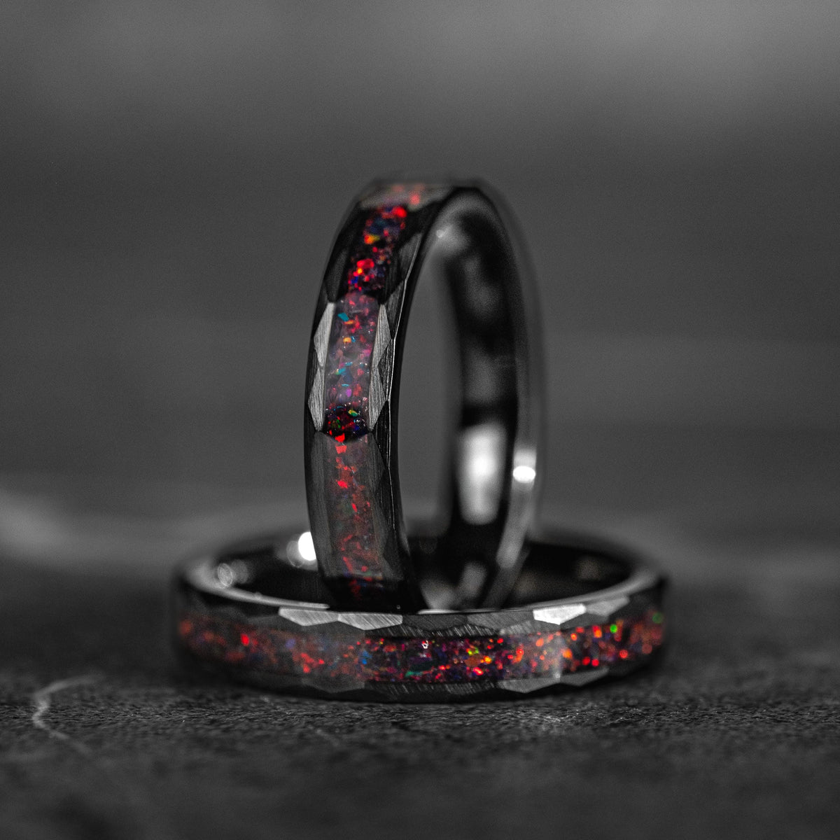 Hammer Red - Her 4mm Black & Red Opal Hammered Wedding Band